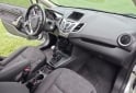 Autos - Ford Fiesta Kinetic Design Tit 2013 Nafta 115000Km - En Venta
