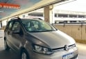Autos - Volkswagen SURAN HIGHLINE 2017 Nafta 92000Km - En Venta