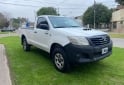 Camionetas - Toyota Holis cabina simple 2014 Diesel 150000Km - En Venta
