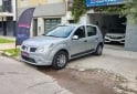 Autos - Renault sandero 2011 Nafta 180000Km - En Venta