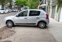 Autos - Renault sandero 2011 Nafta 180000Km - En Venta