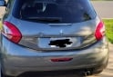 Autos - Peugeot 208 2015 Nafta 79630Km - En Venta