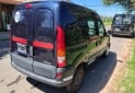 Utilitarios - Renault Kangoo 5as 2 p/lateral 2012 Nafta 200000Km - En Venta
