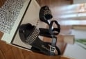Indumentaria - Sandalias Sarkany Negras Plataforma Con Tachas Taco Alto. Taller 36. - En Venta