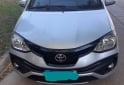 Autos - Toyota Etios xls 5p 2019 Nafta 110000Km - En Venta