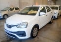 Autos - Toyota Etios 2023 Nafta 88000Km - En Venta