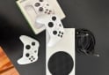 Electr�nica - Xbox S + 2 joysticks - En Venta
