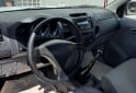 Camionetas - Toyota Toyota HILUX 2011 Diesel 165000Km - En Venta