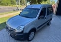 Utilitarios - Renault KANGOO AUTHENTIQUE 1.6 2015 Nafta 40000Km - En Venta