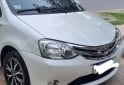 Autos - Toyota Etios 2017 Nafta 99000Km - En Venta