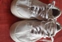 Indumentaria - Zapatillas Femeninas Vans Originales Talle 36 Como nuevas - En Venta
