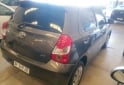 Autos - Toyota Etios 2022 Nafta 125000Km - En Venta