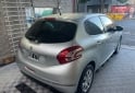 Autos - Peugeot 208 active 2015 Nafta 68300Km - En Venta