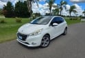 Autos - Peugeot 208 FELINE 2013 Nafta 98000Km - En Venta