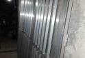 Hogar - Porton de aluminio, 3 puertas, con marco de fierro - En Venta