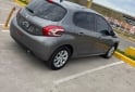 Autos - Peugeot 208 allure touchcreen 2015 Nafta 139500Km - En Venta