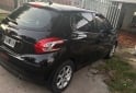 Autos - Peugeot 208 2015 Nafta 102000Km - En Venta