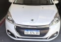 Autos - Peugeot 208 2019 Nafta 100000Km - En Venta