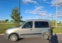 Utilitarios - Renault Kangoo autenthic 2008 GNC 182000Km - En Venta