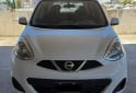 Autos - Nissan March 2015 Nafta 123000Km - En Venta