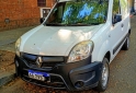 Utilitarios - Renault Kangoo 2017 GNC 238000Km - En Venta