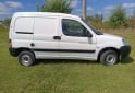 Utilitarios - Peugeot Partner 2016 GNC 128000Km - En Venta