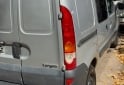 Utilitarios - Renault KANGOO 2011 Nafta 250000Km - En Venta