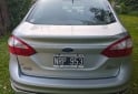Autos - Ford Fiesta Kintetic 2014 Nafta 86000Km - En Venta