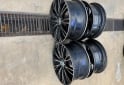 Accesorios para Autos - Vendo llantas y cubiertas 17 - En Venta