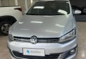 Autos - Volkswagen SURAN HIGHLINE 2015 Nafta 110000Km - En Venta