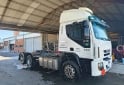 Camiones y Gr�as - IVECO CURSOR 330 � A�o 2014 - Tercer Eje Neumatico - En Venta