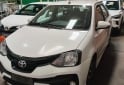 Autos - Toyota ETIOS XLS 2021 Nafta 253000Km - En Venta