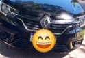 Autos - Renault Logan 2022 Nafta 142000Km - En Venta