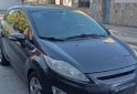 Autos - Ford Fiesta Titanium 2013 Nafta 200000Km - En Venta