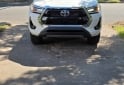 Camionetas - Toyota Hilux SRV 4x2 AT 2.8 2022 Diesel 16500Km - En Venta