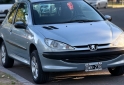 Autos - Peugeot 206 2002 Nafta 250000Km - En Venta