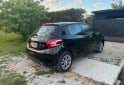 Autos - Peugeot 208 2015 Nafta 132000Km - En Venta