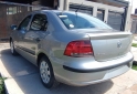 Autos - Volkswagen Voyage 2011 Nafta 189000Km - En Venta