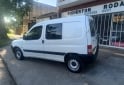 Utilitarios - Citroen BERLINGO FURGON CON ASIEN 2016 Diesel 190000Km - En Venta