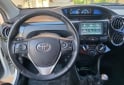 Autos - Toyota Etios 2018 Nafta 80000Km - En Venta