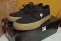 Indumentaria - ZAPATILLAS DC 38/39 NUEVAS UNISEX - En Venta