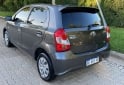 Autos - Toyota Etios 2021 GNC 99000Km - En Venta