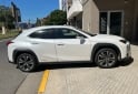 Autos - Lexus UX250H 2019 Nafta 57000Km - En Venta
