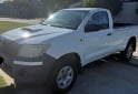 Camionetas - Toyota Hilux DX 2014 Diesel 257000Km - En Venta