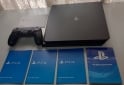 Electrónica - PS4 Slim 500GB Edición Especial Uncharted 4 - ESTADO COLECCIÓN (Sello de Fábrica) - En Venta