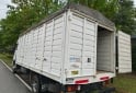 Camiones y Grúas - Ford Cargo 915 con cama - En Venta