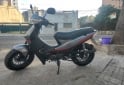 Motos - Zanella ZB125 R 2023 Nafta 4000Km - En Venta