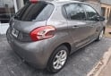 Autos - Peugeot 208 2014 Nafta 121000Km - En Venta