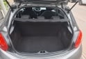Autos - Peugeot 208 2014 Nafta 121000Km - En Venta