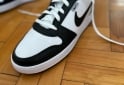 Indumentaria - Zapatillas Nike low nuevas - En Venta